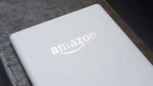 Amazon Kindle 2016 schräge Heckaufnahme