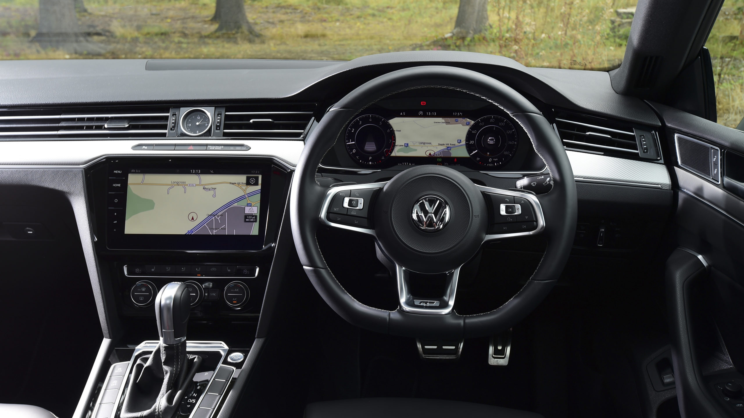À l'intérieur de la Volkswagen Arteon, la meilleure et la plus avancée des Volkswagen à ce jour