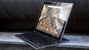 Google Pixel C-Test: Tablet mit Tastatur verbunden